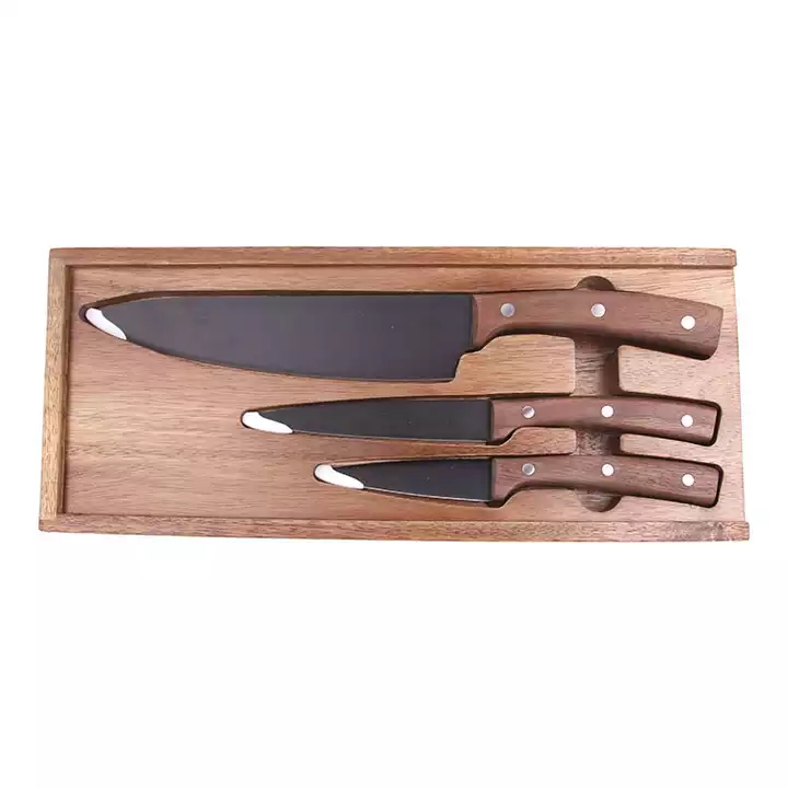 Vroča prodaja Novo oblikovanje Črni oksid prevleka Kuhinjski noži Chef Nož Set z orehovim lesenim ročajem 